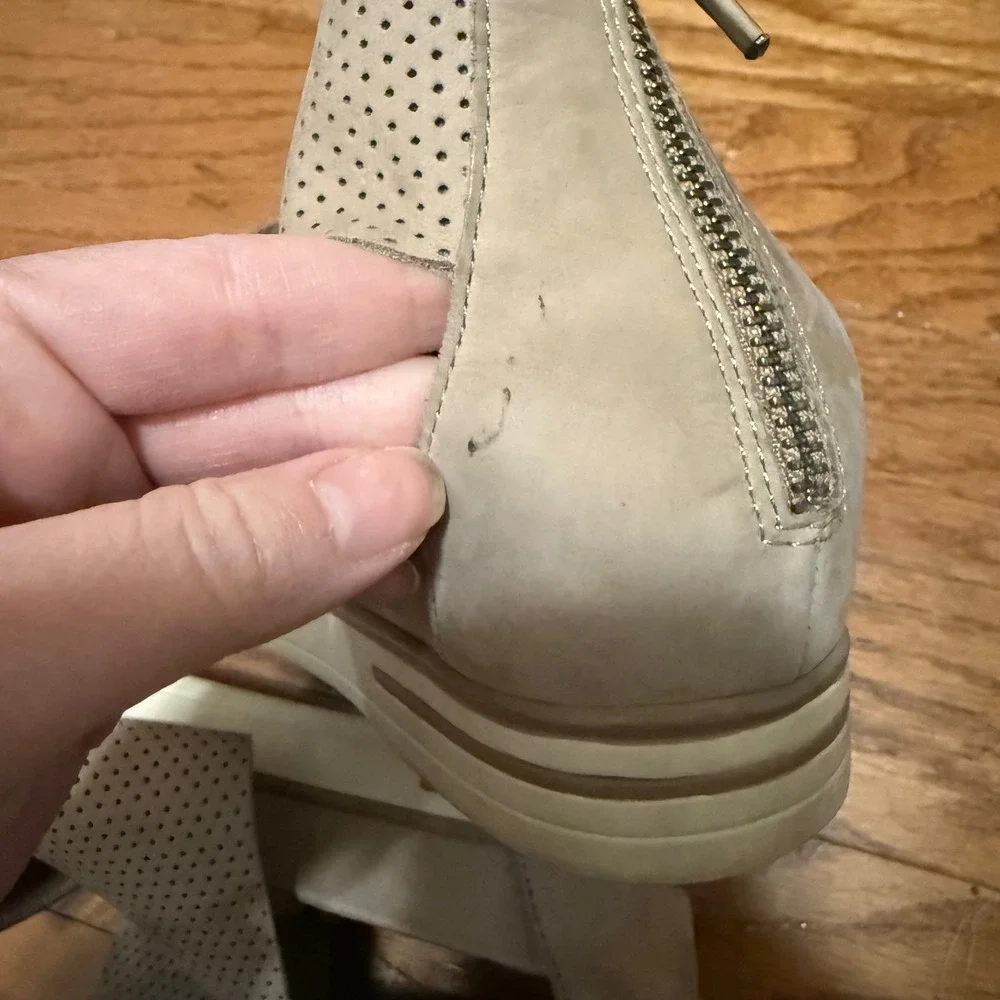 Eileen Fisher Size 8.5 Tan Sport Perforated Nubuck Ankle Wrap Platform Sandals‎